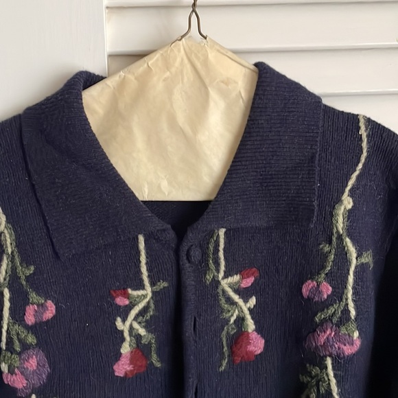 Wool embroidered sweater - Picture 4 of 4
